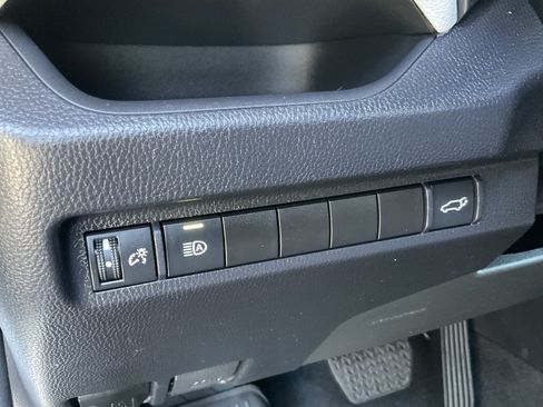 Used 2023 Toyota RAV4 XLE w/ Convenience Package AWD/4WD image 28