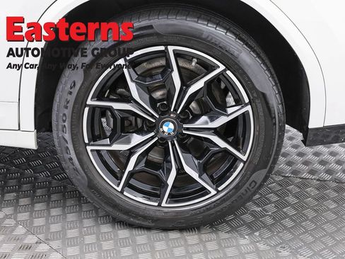 Used 2024 BMW X4 xDrive30i w/ Premium Package AWD/4WD image 34