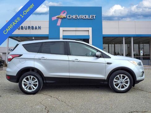 Used 2018 Ford Escape SE w/ Ford Safe & Smart Package image 5