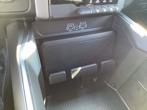 New 2026 RAM 1500 Big Horn w/ Night Edition image 19