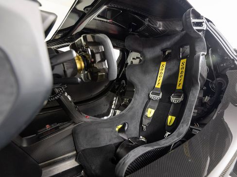 Used 2015 McLaren P1 image 47