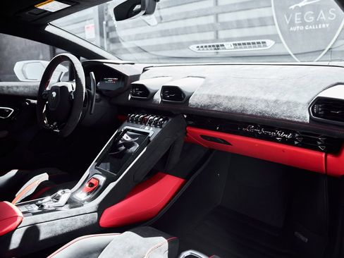 Used 2023 Lamborghini Huracan Tecnica RWD image 42
