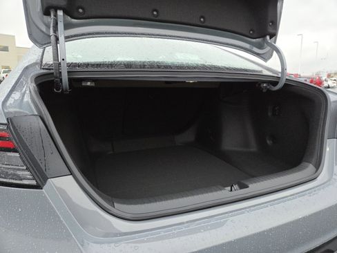 New 2025 Honda Accord SE image 19