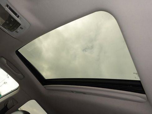 Used 2010 Lexus RX 350 AWD image 17