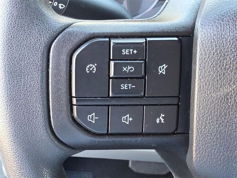 Used 2025 Ford F250 XLT image 34