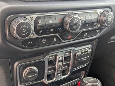 Used 2020 Jeep Gladiator Sport w/ Quick Order Package 24S AWD/4WD image 21