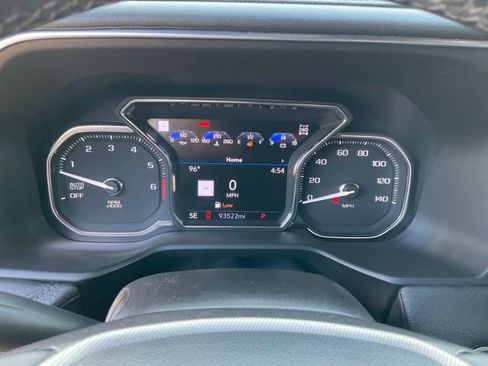 Used 2021 GMC Yukon XL Denali AWD/4WD image 10