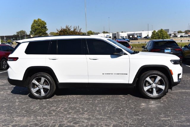 Used 2021 Jeep Grand Cherokee L Limited AWD/4WD image 5
