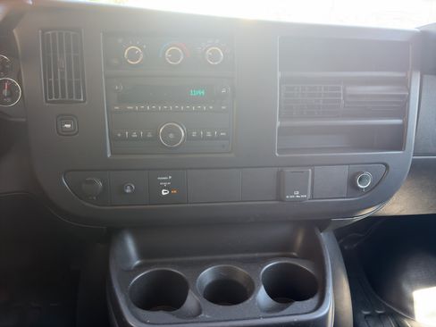 Used 2024 Chevrolet Express 2500 w/ Driver Convenience Package RWD image 14