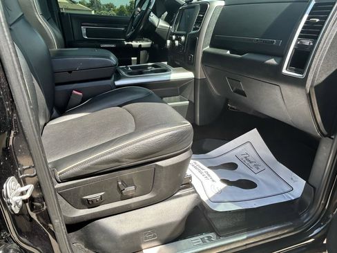 Used 2017 RAM 1500 Limited AWD/4WD image 12