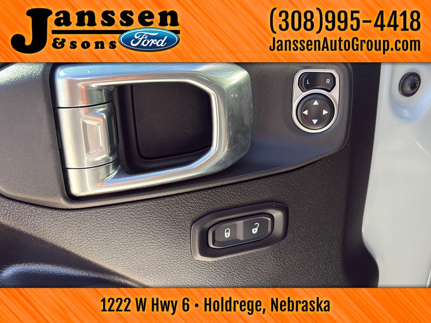Used 2025 Jeep Wrangler Unlimited Sport AWD/4WD image 12