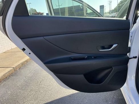 Certified 2026 Hyundai Elantra SE w/ Cargo Package FWD image 11