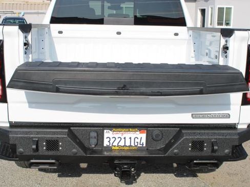 Used 2025 GMC Sierra 1500 Elevation w/ Preferred Package AWD/4WD image 15