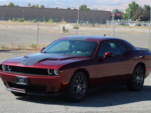 Used 2018 Dodge Challenger GT w/ Driver Convenience Group AWD/4WD image 13