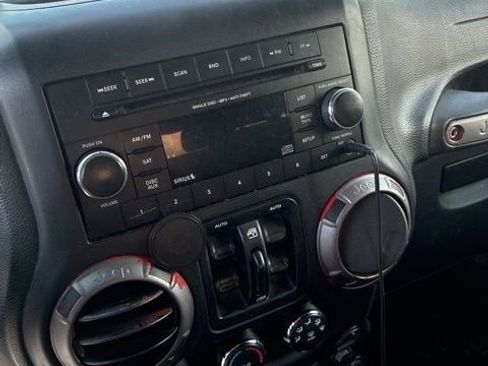 Used 2017 Jeep Wrangler Unlimited Sport w/ Quick Order Package 24S image 4