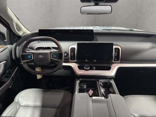 New 2027 Ford Expedition Max Active AWD/4WD image 2