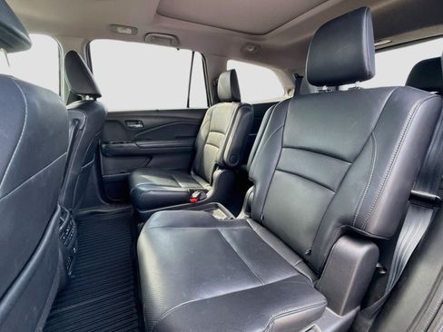 Used 2017 Honda Pilot Elite image 22