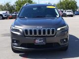 Used 2019 Jeep Cherokee Latitude Plus w/ Comfort/Convenience Group image 3