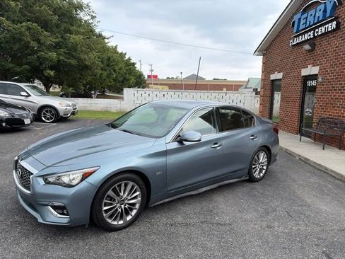 Used 2020 INFINITI Q50 Luxe RWD image 2