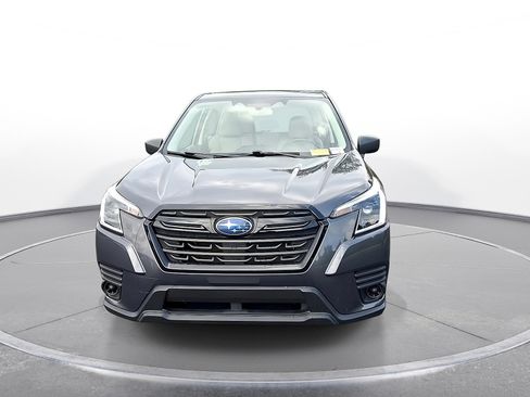 Used 2022 Subaru Forester AWD/4WD image 3