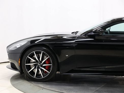 Used 2018 Aston Martin DB11 V12 image 7