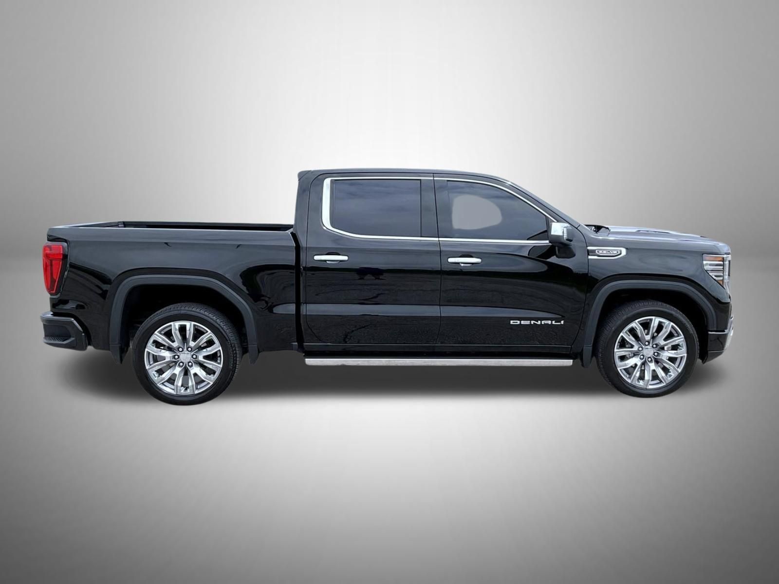 Certified 2026 GMC Sierra 1500 Denali w/ Denali Reserve Package AWD/4WD image 6