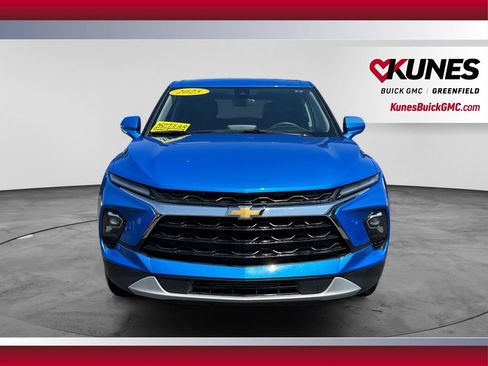 Used 2025 Chevrolet Blazer LT FWD image 4