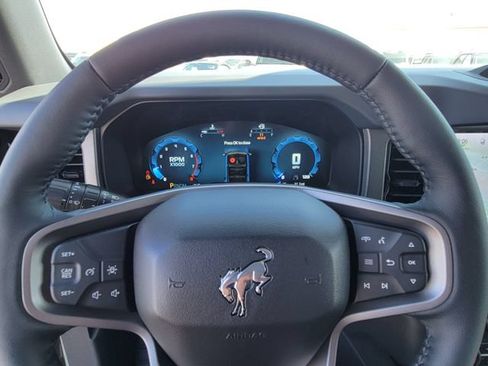 New 2026 Ford Bronco Badlands w/ Wildtrak Package AWD/4WD image 30
