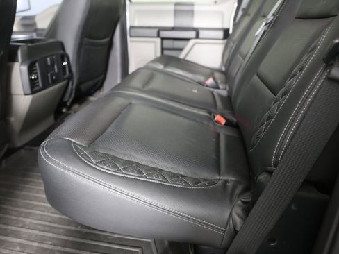 Used 2017 Ford F150 XL w/ Equipment Group 101A Mid image 5