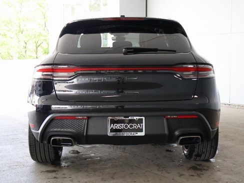 New 2025 Porsche Macan image 7