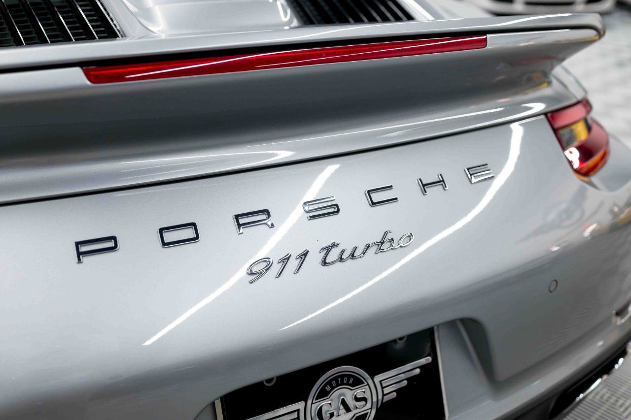Used 2017 Porsche 911 4 Coupe AWD/4WD image 37
