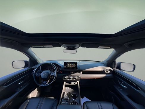 Used 2025 Honda Pilot TrailSport image 17