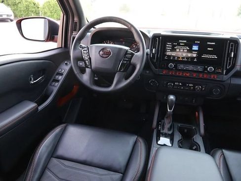Certified 2025 Nissan Frontier PRO-4X w/ Pro Premium Package AWD/4WD image 25