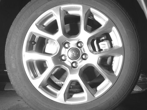 Used 2025 Jeep Compass Limited AWD/4WD image 16