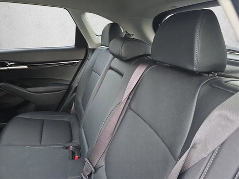 Used 2023 Kia Seltos SX image 19