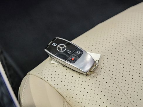 Used 2017 Mercedes-Benz E 300 image 61