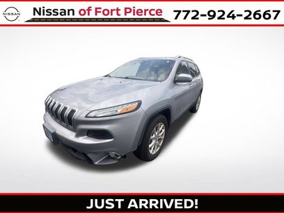 Used 2014 Jeep Cherokee Latitude w/ Comfort/Convenience Group