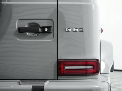 Used 2025 Mercedes-Benz G 63 AMG 4MATIC image 67