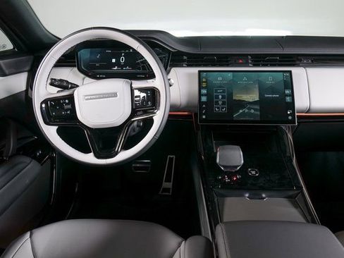 New 2026 Land Rover Range Rover Sport Dynamic SE image 11