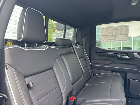 New 2026 GMC Sierra 1500 AT4X AWD/4WD image 31