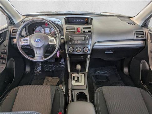Used 2014 Subaru Forester 2.5i AWD/4WD image 15