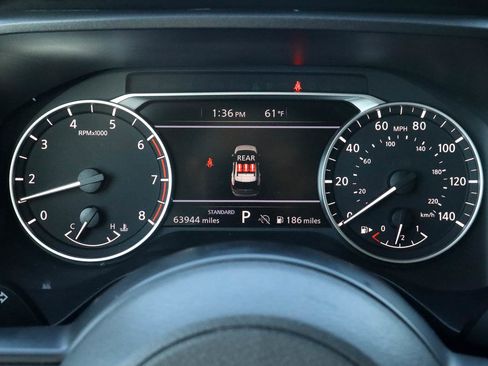 Used 2024 Nissan Rogue S FWD image 26