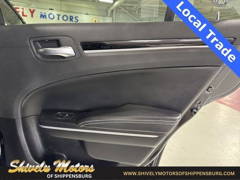 Used 2019 Chrysler 300 S w/ 300S Premium Group 2 image 35