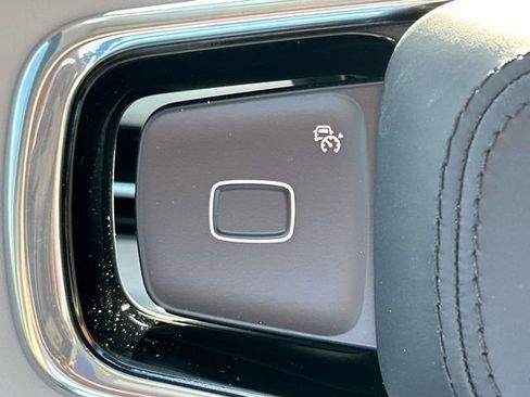 New 2026 Lincoln Navigator Reserve AWD/4WD image 26