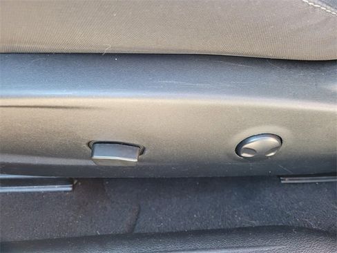 Used 2022 Dodge Challenger GT image 4