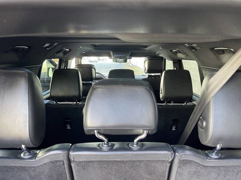 Used 2023 Land Rover Defender 130 X image 23