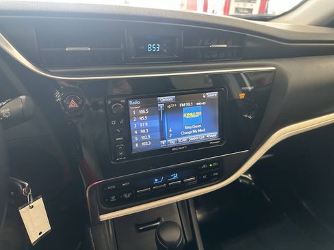 Used 2016 Scion iM FWD image 40