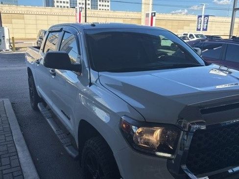 Used 2019 Toyota Tundra SR5 w/ SR5 Upgrade Package image 1