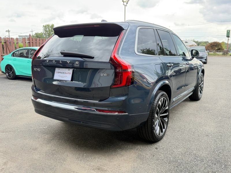 Used 2025 Volvo XC90 B6 Plus w/ Protection Package Premier AWD/4WD image 6