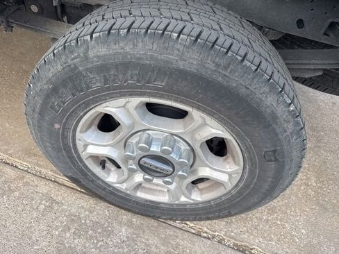 Used 2025 Ford F250 XLT w/ 360-Degree Camera Package image 7